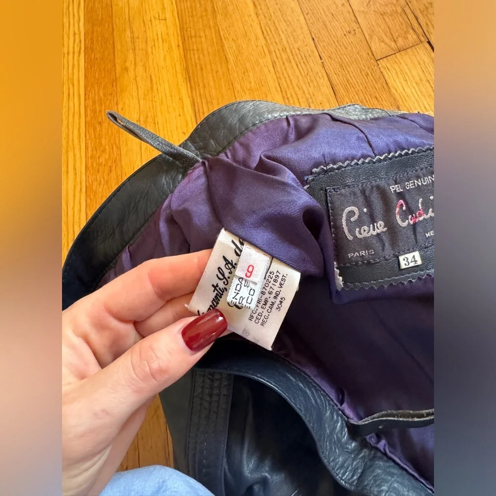 70s-80s Vintage Navy Blue Pierre Cardin Leather Skirt - Picture 10 of 11